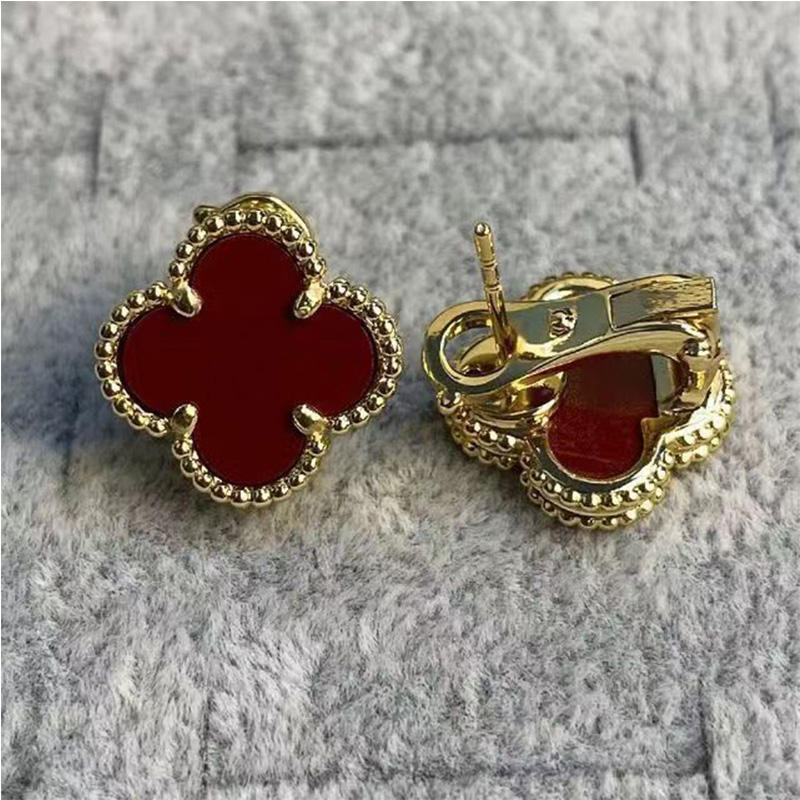 Ohrringe mit vierblättrigem Gras, leichte, luxuriöse Ohrstecker aus weißem Fritillaria, rotem Achat und Malachit, für Damen von Joom DACH