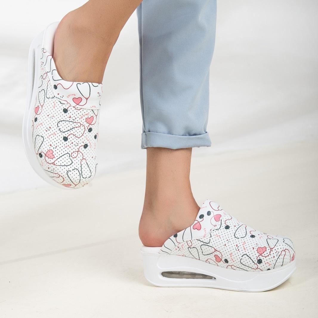 Orthopädische Clogs für Damen, Medizinische Sabo-Schuhe, rutschfeste Hausschuhe, Krankenschwester, Arzt, Hebamme 39 von Joom DACH