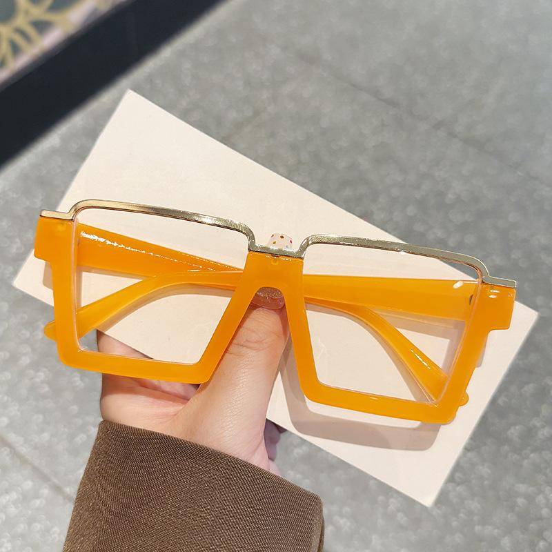 Übergroße quadratische Brille Neu bei Damen Stilvolle Metallrandbrille Trendiges Vintage-Design Blaulichtfilternde Brille von Joom DACH