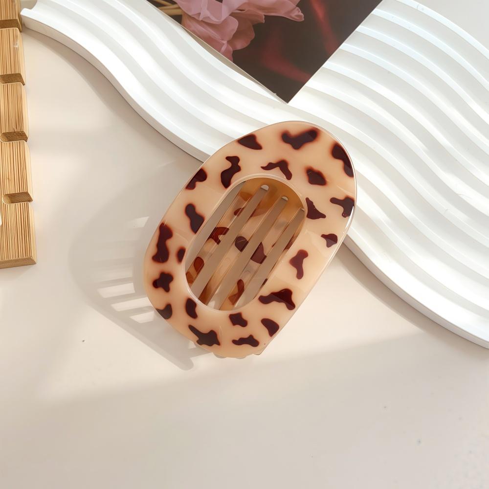 PC Haarspange für Frauen Neues Design Leopard Matt Gebogen Flache Styling Haarspangen Acryl Liegend Haarschmuck Light Leopard von Joom DACH