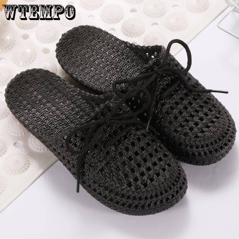 PVC-Slides Damen-Oberbekleidung, löchrige Schuhe, Sommer-Sandalen mit weicher Sohle, dicker Sohle, für das Badezimmer zu Hause, Slipper mit hohlen, umwickelten Zehen, Flip-Flops für den Strand im Freien 41 schwarz von Joom DACH