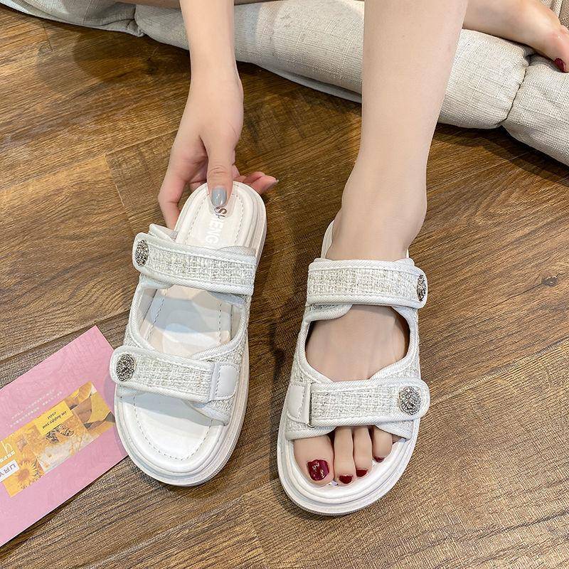PVC-Slipper Sommerpaare Große Outdoor-Trend-Hausschuhe Damen-Hausschuhe mit flacher Sohle Herren-Sandalen mit weicher Sohle Rutschfeste Sandalen Einfache Strandschuhe 43 weiß von Joom DACH