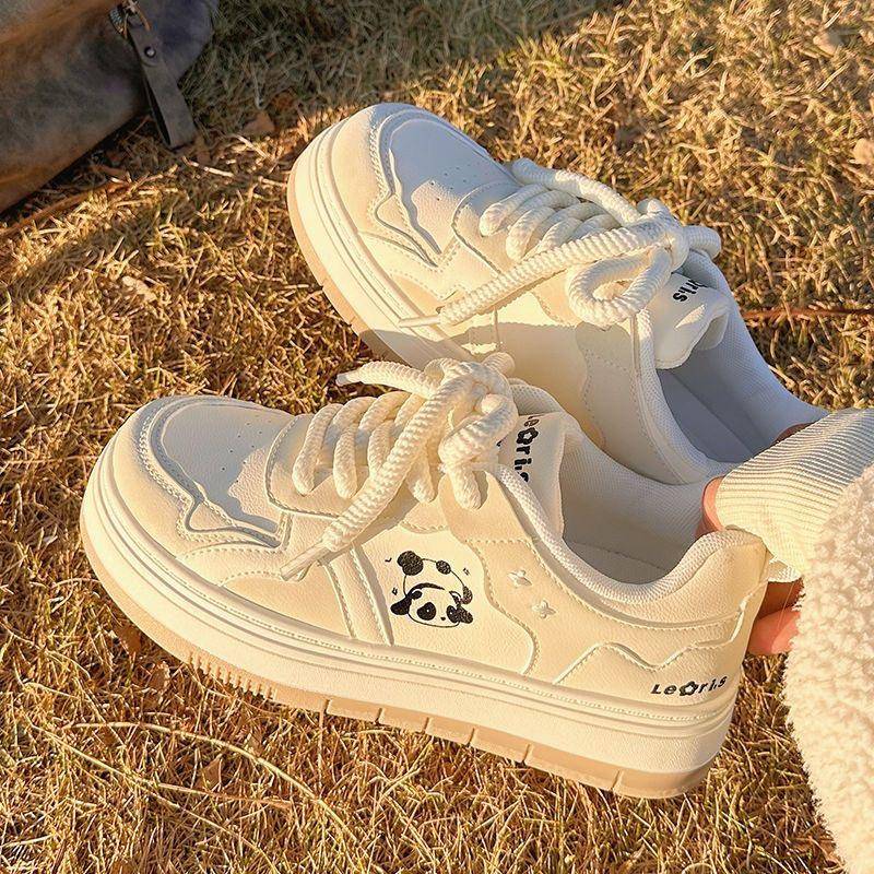 Panda Plateau Weiße Schuhe Damen Neu Frühling Vielseitige Board Schuhe Damenmode Freizeitschuhe 40 beige von Joom DACH