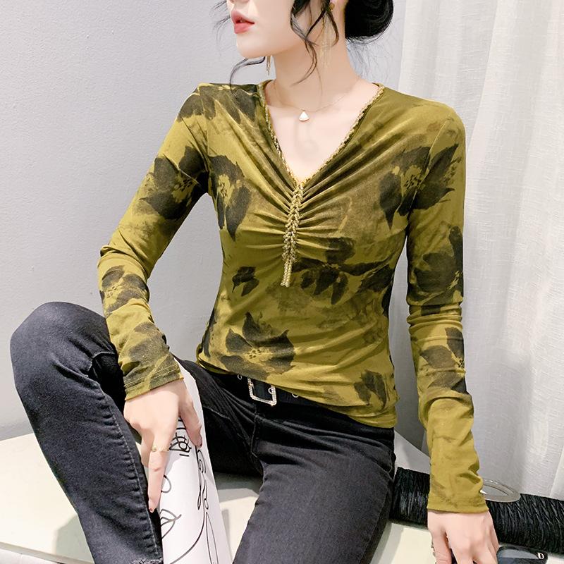 Perlenbesetztes Plissee-Basisshirt für Damen Langärmlig Winter V-Ausschnitt Bedrucktes Oberteil Slim Fit Netz-T-Shirt 4XL gelb von Joom DACH