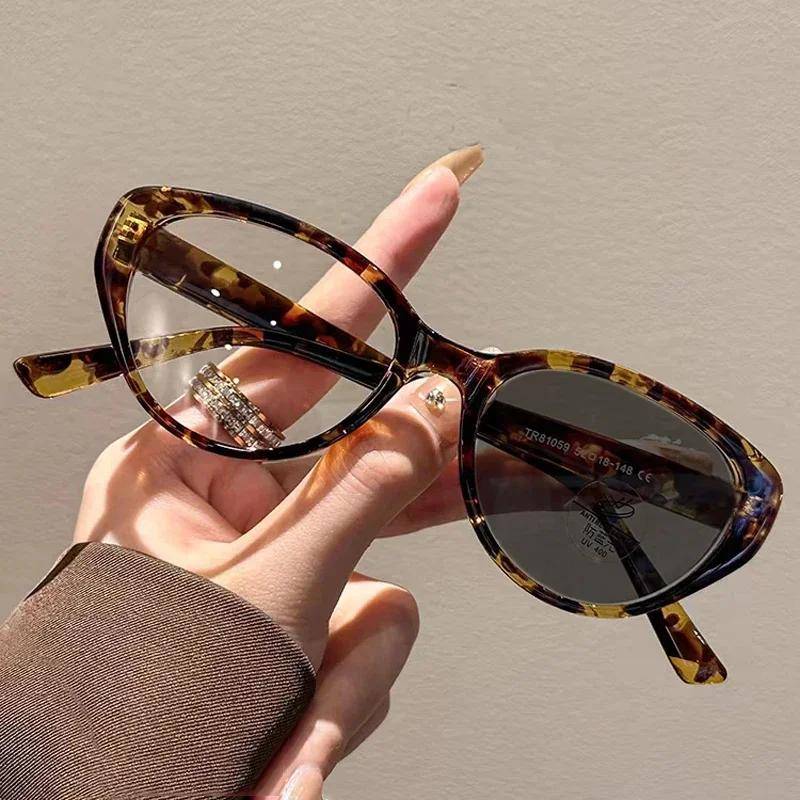 Photochrome Myopie-Brille mit Blaulichtfilter, ultraleichte Katzenaugen-Nahsichtbrille, hochauflösende optische Brille für Damen -1.5 von Joom DACH