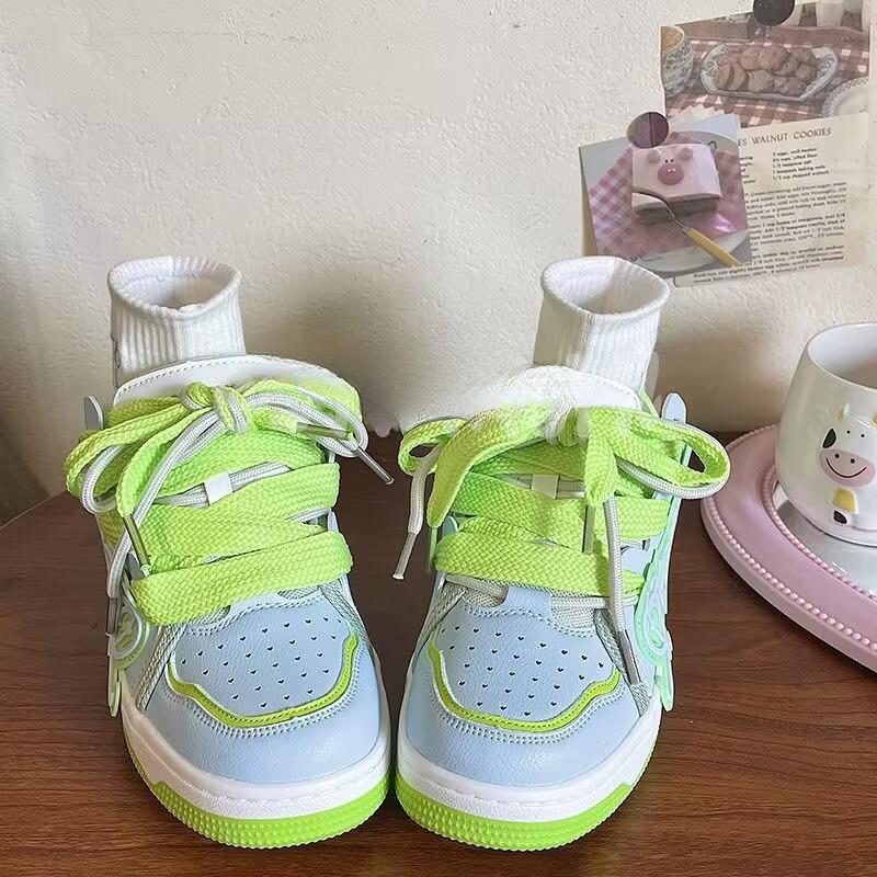 Plateau Lässige Kleine Weiße Schuhe Damen Sommer Neu Vielseitig Runde Spitze Brotschuhe Schnürschuhe Board-Schuhe 40 von Joom DACH