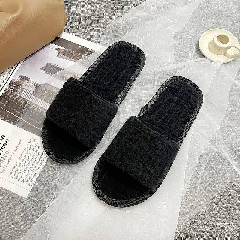 Plateau-Slipper für Damen Mode Luxus Designer Übergröße Pantoletten Winter Neu Damen Pelzslipper Rutschfest Grün Beige Schwarz 35 schwarz von Joom DACH