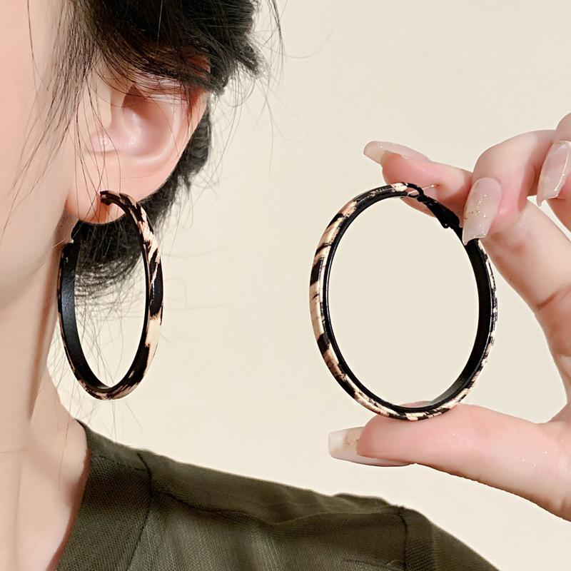 Plüsch Leopard Ohrringe Ohrringe Persönlichkeit Mädchen Einfache Ohrringe Match Zubehör von Joom DACH