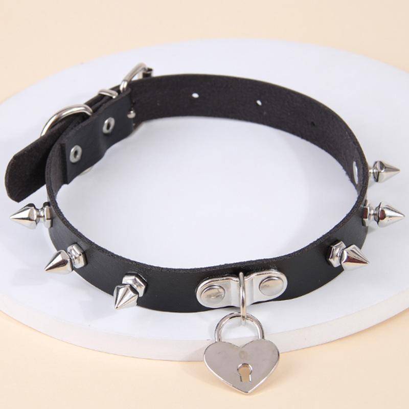 Punk Persönlichkeit Niet Liebe Rock Schwarz PU Leder Neue Mode Einfache frauen Hals Halskette schwarz von Joom DACH