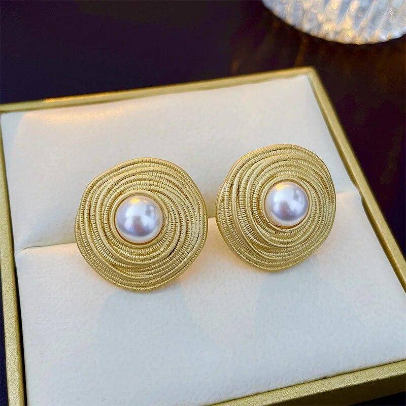 Punk Warp Runde große Kugel Metall Ohrstecker für Frauen klassische Vintage durchbohrte Ohrringe Steampunk Schmuck gold von Joom DACH