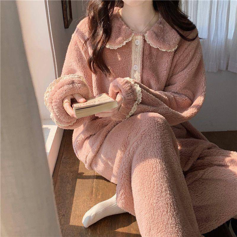 Pyjamas für Damen Herbst und Winter Korallenrote Hauskleidung Flanell Extra Dick Winter Große Größe Extra Großer Fleece Warmer Anzug 2XL von Joom DACH