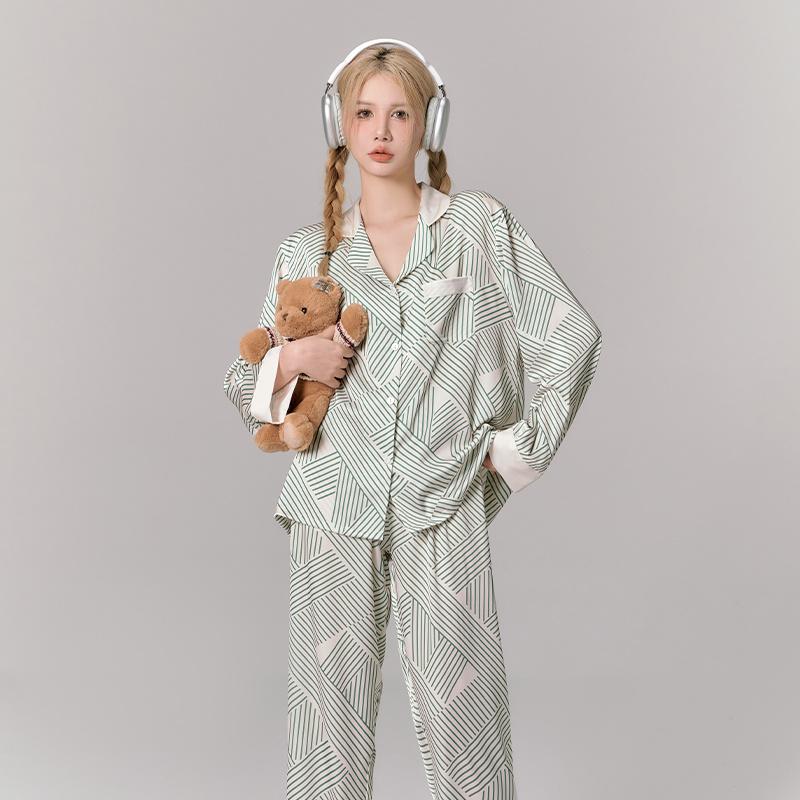 Pyjamas für Frauen Herbst Langarm Anzüge Home Kleidung Frauen Frühling und Herbst Ice Silk Casual XL von Joom DACH