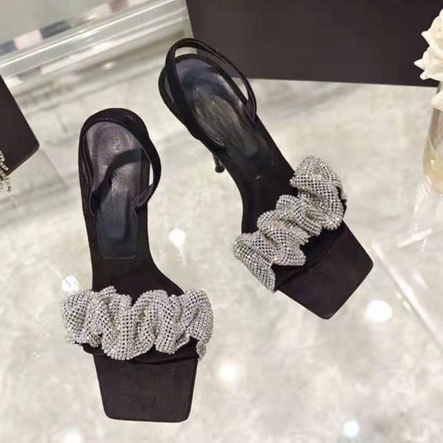 Quadratische Sandalen Damen Sommer Neue One Line Diamond Europäischen und amerikanischen Stil Dünne Ferse High Heels Damenschuhe 38 von Joom DACH