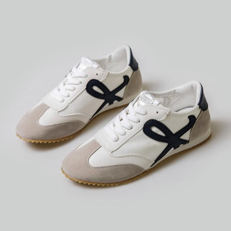 Retro Damen Flache Unterseite Lässig Leichte Atmungsaktive Klassische Jogging-Sneaker Vulkanisierte Wanderschuhe Weibliche Outdoor-Trainer 37 Retro Damen Flache Unterseite Lässig Leichte Atmungsaktive Klassische Jogging-Sneaker Vulkanisierte Wanderschuhe Weibliche Outdoor-Trainer 37 von Joom DACH