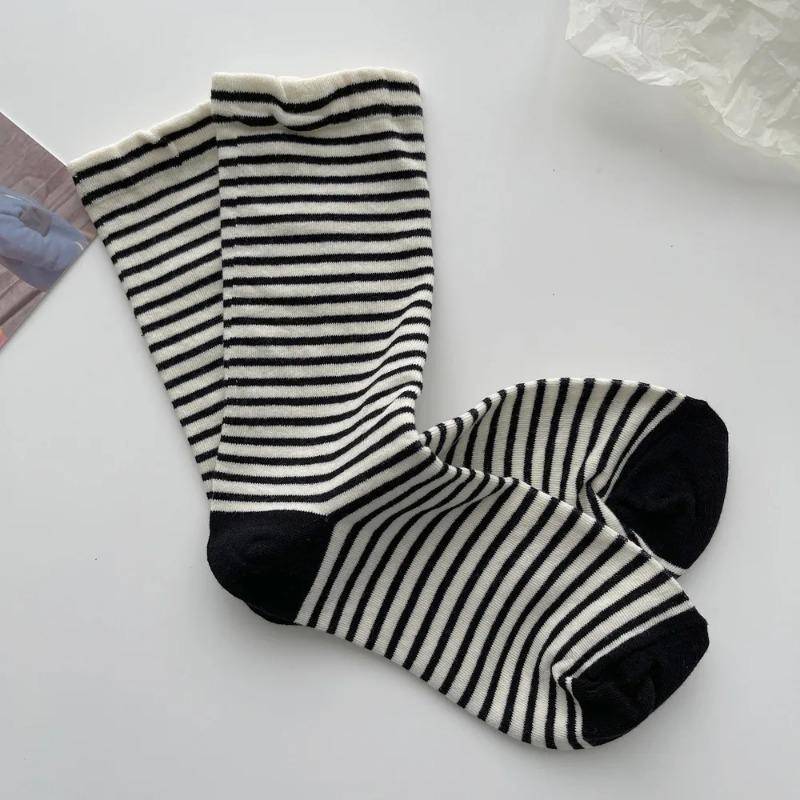 Retro Gestreiften Socken Frauen Mitte Rohr Socken Frühling Herbst Koreanische Japanischen Strümpfe weiß von Joom DACH
