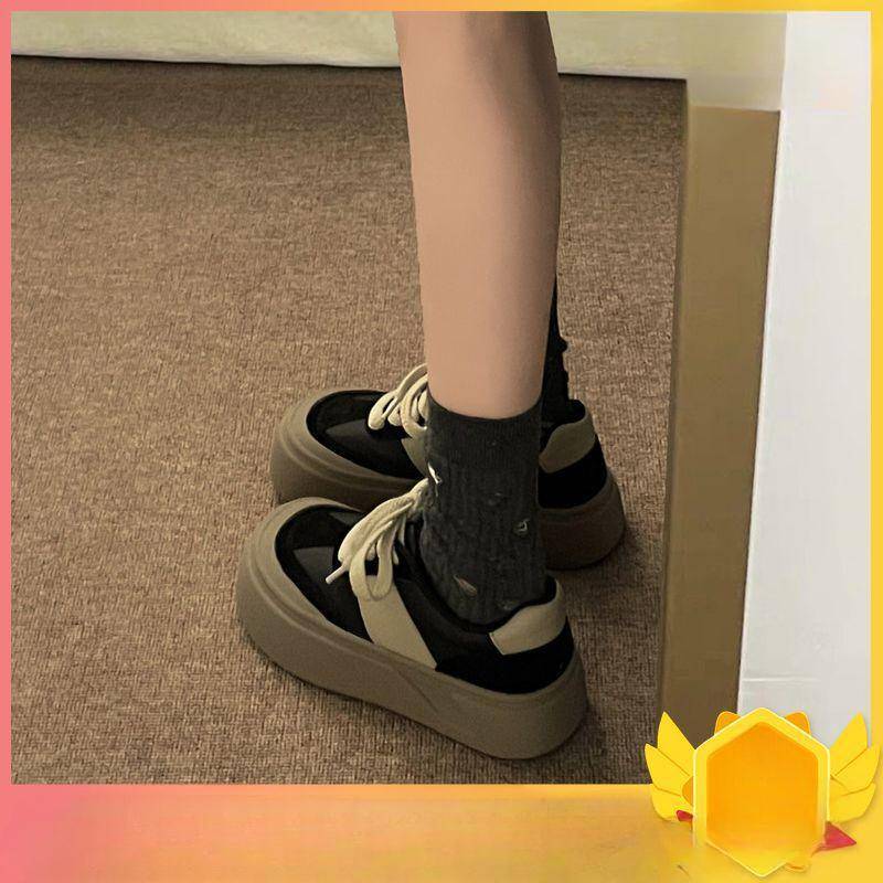 Retro Vielseitige Plattform Deutsche Trainingsschuhe Erhöhen Damenschuhe Frühling und Herbst Neue Vielseitige Brotschuhe Casual Sportschuhe Damen 40 schwarz von Joom DACH