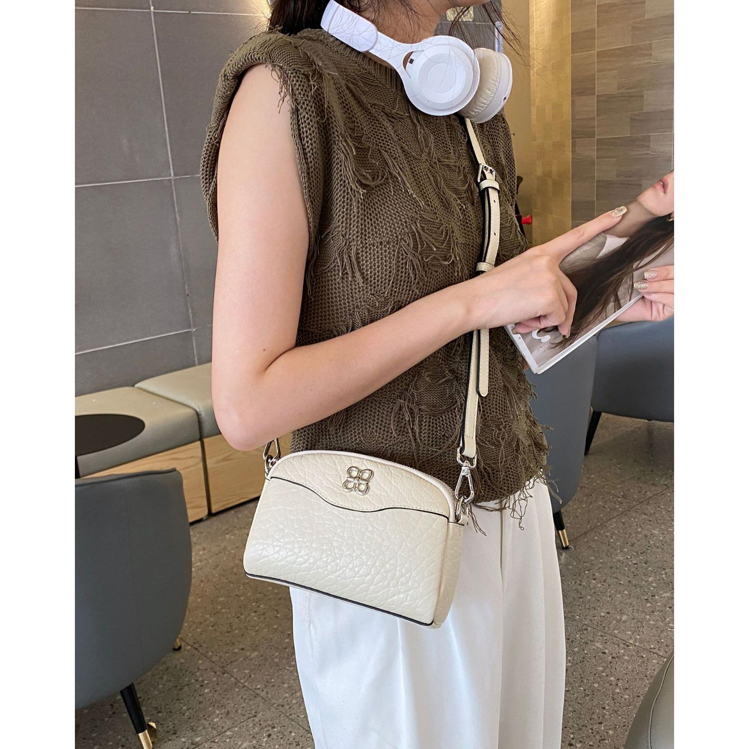 Rindsleder Damen Schulter Umhänge Einfache Mode Tasche Mädchen Muscheltasche Mehrfachfächer Weiches Leder weiß von Joom DACH