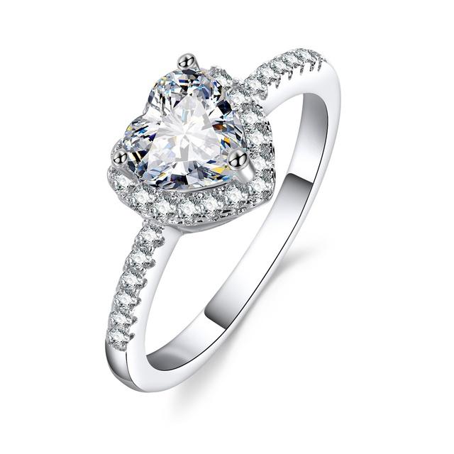 Romantische Frauen Herz Kristall Strass Ring Klassische Drei Zinken Einstellung Zirkon Verlobungsringe Für Frauen Hochzeit Schmuck 5 von Joom DACH