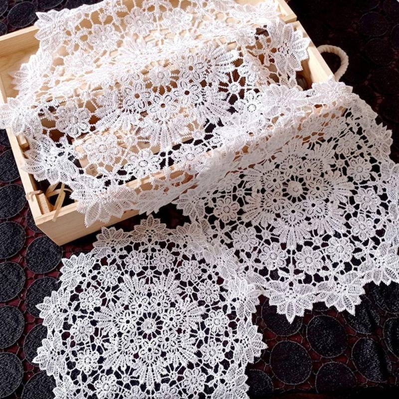 Runde weiße Tischdecke Cup Mat Stickerei Blume Spitze Pad Deckchen Coaster Tischset 25cm-1 Runde weiße Tischdecke Cup Mat Stickerei Blume Spitze Pad Deckchen Coaster Tischset 25cm-1 von Joom DACH