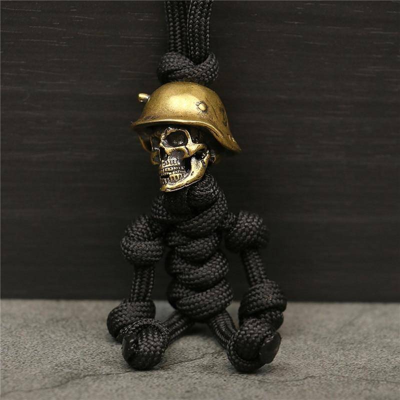 Schädel Kopf Soldat König Schlüsselanhänger Lanyard Anhänger Schmuck EDC Outdoor Messer Perle Werkzeug Punk DIY Paracord handgemachte gewebte Zubehör schwarz von Joom DACH