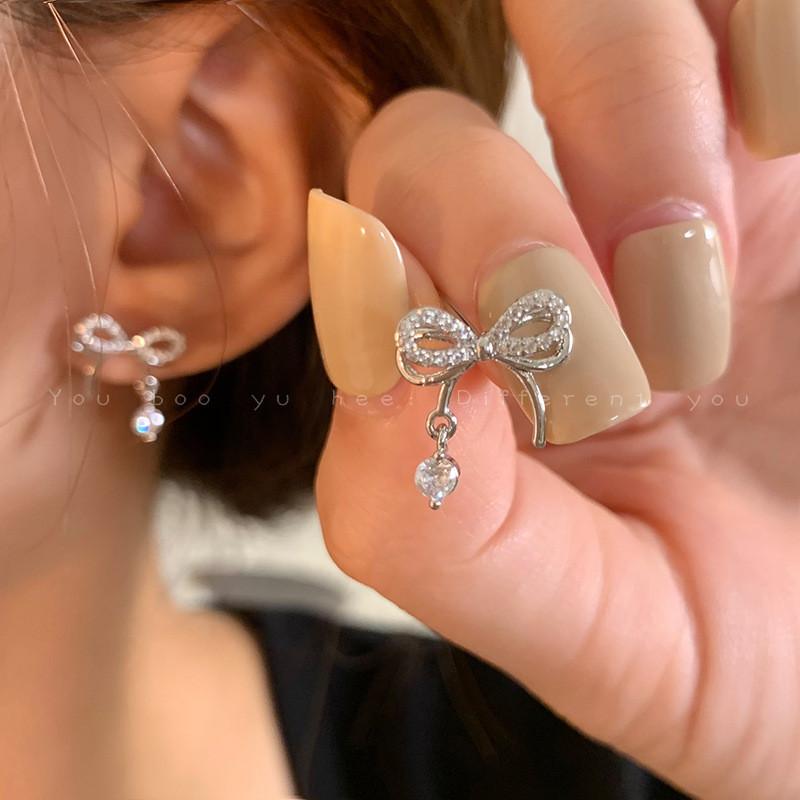 Schmetterlings-Piercing-Ohrringe für Frauen, Kristall, Mondstein, Herz, Silber, Ohrringe, hypoallergen, Zubehör, Schmuck 16 von Joom DACH