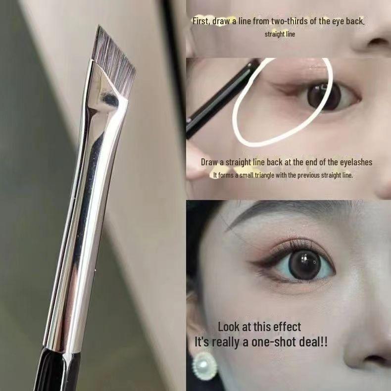 Schräger Eyeliner-Pinsel mit Sichelklinge: abgewinkelter Pinsel für präzises Augen-Make-up. von Joom DACH