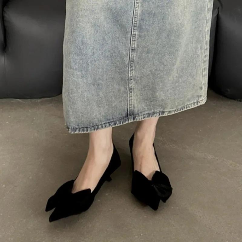 Schuhe Damen Slipper Damen High Heels Mode Kleid Pumps Damen Schleife Spitzzehe Dünne Absätze Einfarbige Schuhe Damen 39 schwarz von Joom DACH