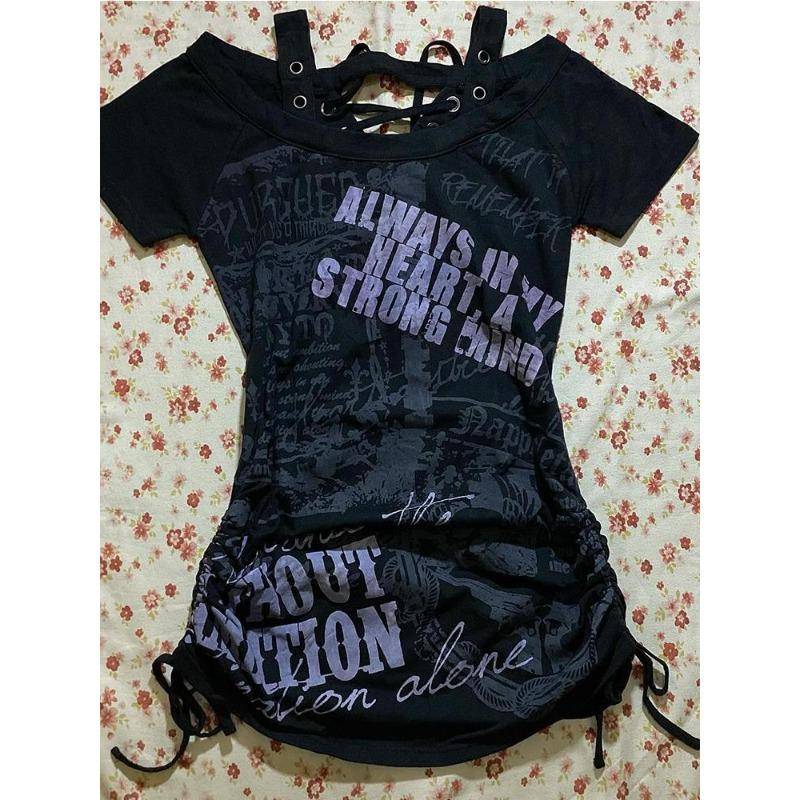 Schwarze Gothic T-Shirts Damen Y2k Casual Letter Printed Bluse Outwear Harajuku Kleidung Chic Elegantes Design Tees Chic Outwear S von Joom DACH