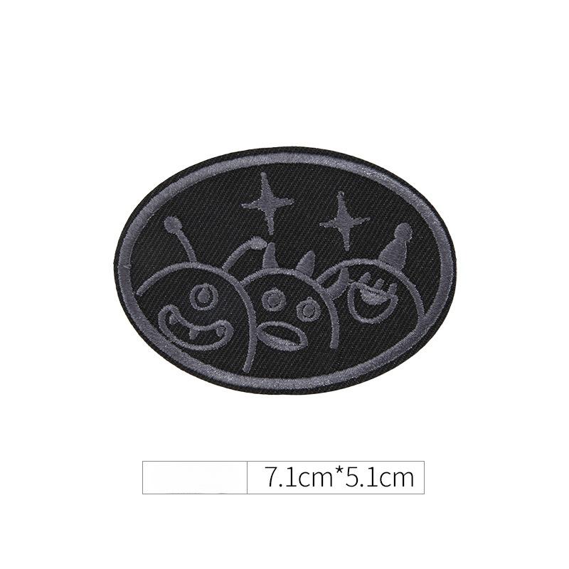 Selbstklebender Kleiderflicken-Aufkleber Nahtlose Daunenjacken für Damen und Herren mit Löchern und nahtlose Reparaturstickerei Hochwertiger nahtloser Stoffaufkleber three monsters von Joom DACH