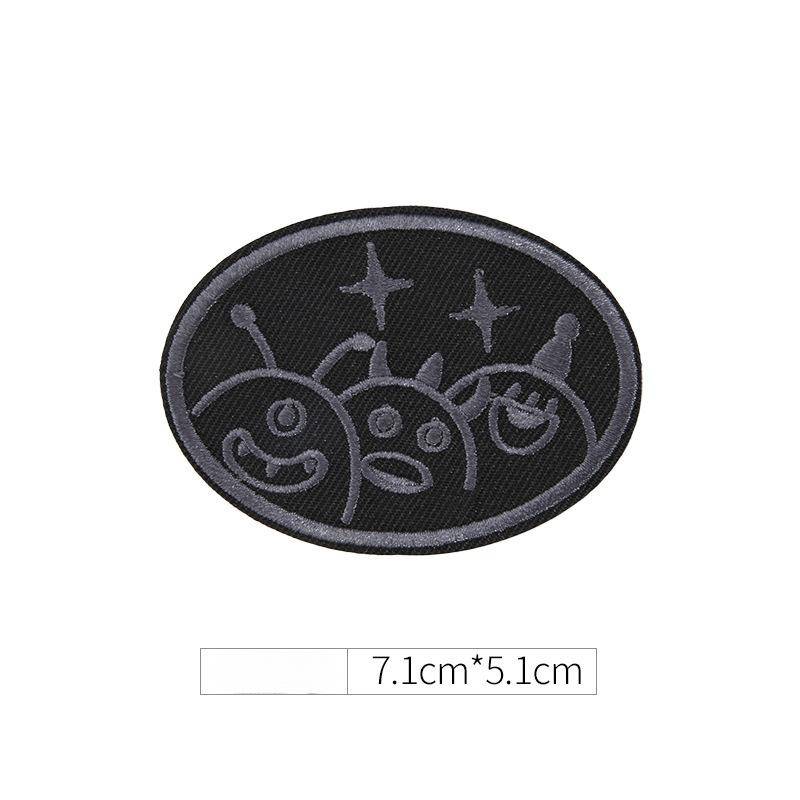 Selbstklebender Kleiderflicken-Aufkleber Nahtlose Daunenjacken für Damen und Herren mit Löchern und nahtlose Reparaturstickerei Hochwertiger nahtloser Stoffaufkleber three monsters von Joom DACH