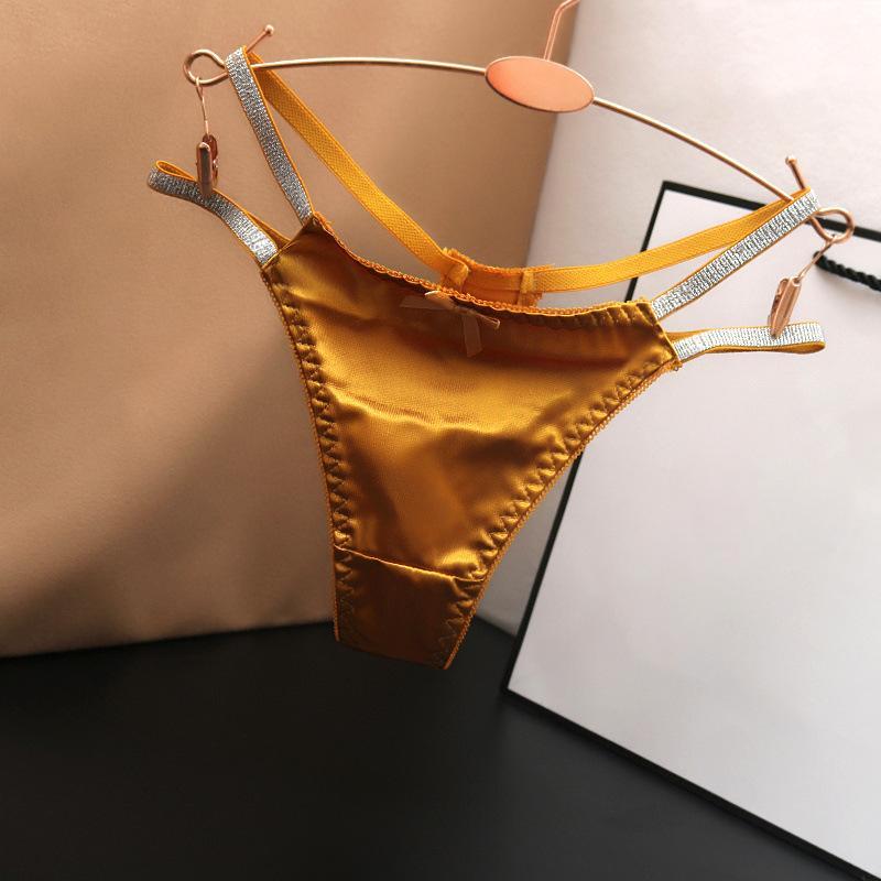 Sexy Satin Kühle Seidige Hohl Modische Einfarbig Baumwolle Höschen frauen Niedrige Taille Hohl Sexy Tangas Unterwäsche One size gelb von Joom DACH