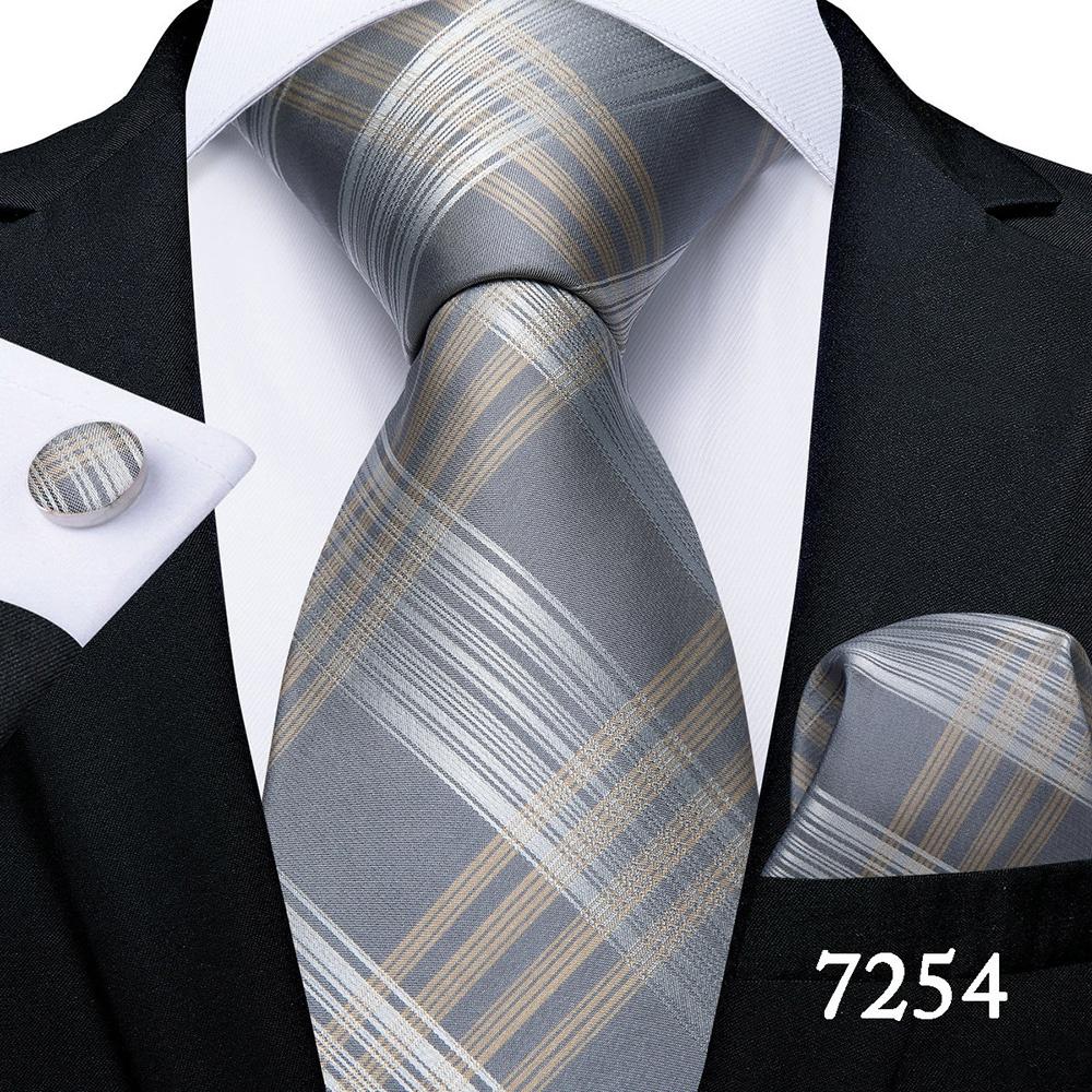Silbergraues 8,5 cm Krawatten-Set für Herren, einfarbig, gestreifte Seidenkrawatte, Einstecktuch, Manschettenknöpfe, Hochzeit, Business-Krawatte N-7254 Silbergraues 8,5 cm Krawatten-Set für Herren, einfarbig, gestreifte Seidenkrawatte, Einstecktuch, Manschettenknöpfe, Hochzeit, Business-Krawatte N-7254 von Joom DACH