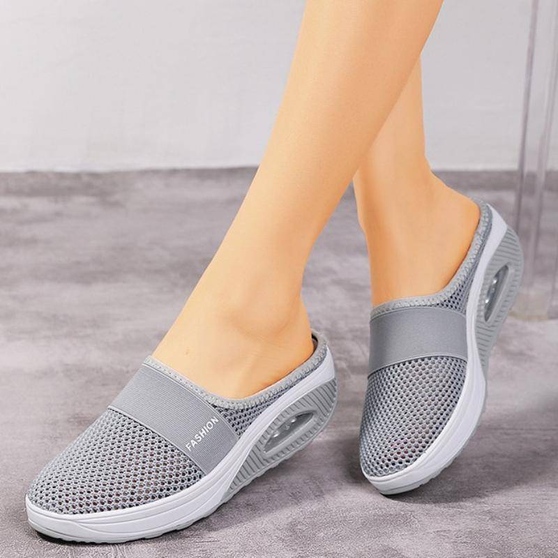 Slip-on Damen Hausschuhe Dicke Unterseite Luftkissen Hohl Mesh Atmungsaktive Hausschuhe Frau 38 grau von Joom DACH