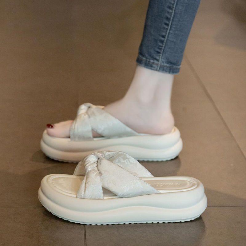 Sommer Damen Keilsandalen Dicksohlige Pantoletten Weich und Bequem 2021 Neue Freizeitschuhe Outdoor Strandsandalen Plateauschuhe 35 weiß von Joom DACH