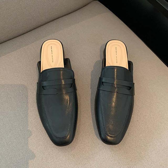 Sommer Damen Pantoletten zum Reinschlüpfen, flache Slipper, geschlossene Mokassins mit quadratischer Zehenpartie, modische, bequeme Pantoletten aus Pu-Leder, rückenfreie Pantoletten, lässige Slides 33 schwarz von Joom DACH