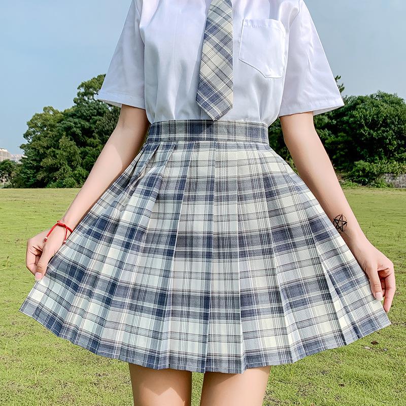 Sommer Frauen JK Röcke Hohe Taille Mädchen Faltenrock Japanischen Stil Damen Süße Plaid Mini Kleid M graue/dunkelblaue von Joom DACH