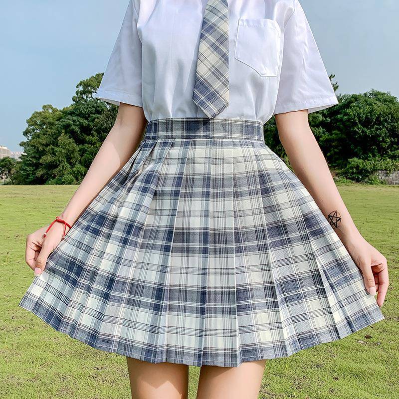 Sommer Frauen JK Röcke Hohe Taille Mädchen Faltenrock Japanischen Stil Damen Süße Plaid Mini Kleid M graue/dunkelblaue von Joom DACH