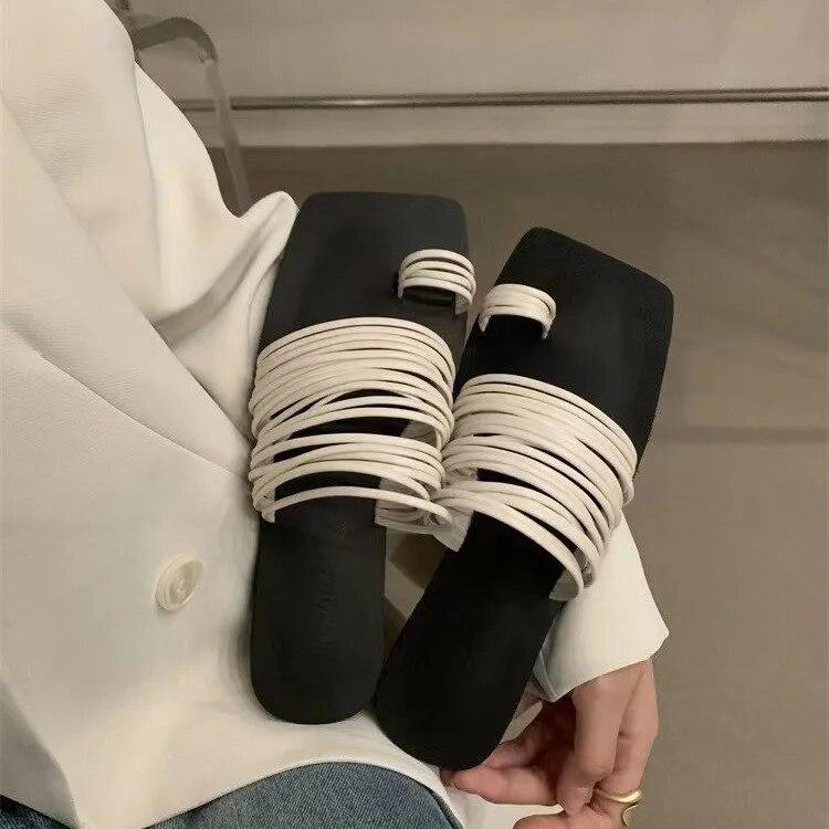 Sommer Frauen Sandalen Outdoor Offene spitze Flache Hausschuhe Frauen Quadratischen Kopf Bogen Strand Frauen Schuhe 39 beige von Joom DACH