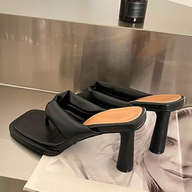 Sommer Frauen Slipper Mode Plattform Karree Runde Heels Flip-Flops Damen Hohe Qualität Rutschen Outdoor Sandalen Schuhe 40 schwarz von Joom DACH