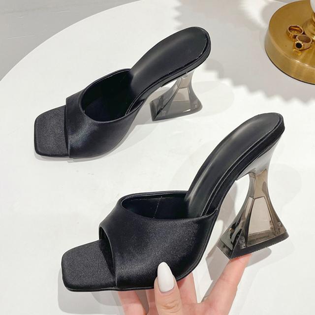 Sommer Grün Damen Schuhe Hausschuhe Seidiges Breites Band Transparent Seltsame Hohe Absätze Bequem Pu Leder Pantoletten Sandalen Pumps 40 schwarz von Joom DACH