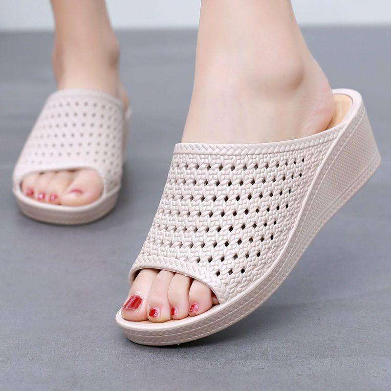 Sommer High Heels Plattform Hausschuhe Frauen Casual Außerhalb Tragen Hause Täglichen Badezimmer Rutschfeste Strand Schuhe 40 gold von Joom DACH