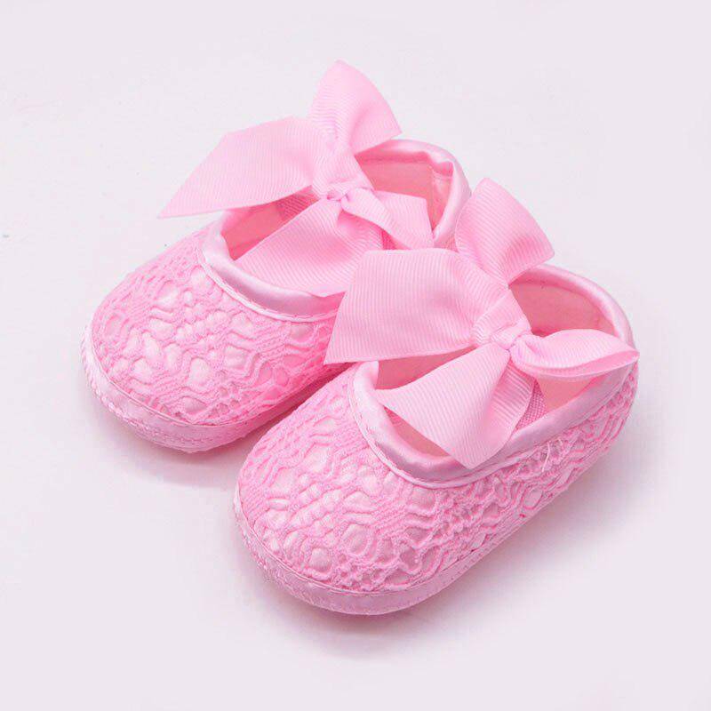 Sommer Hohl Neugeborenen Baby Schuhe Nette Bögen Infant Mädchen Schuhe Erste Wanderer Nicht-Slip Booties Schuhe 12-18M rosa von Joom DACH