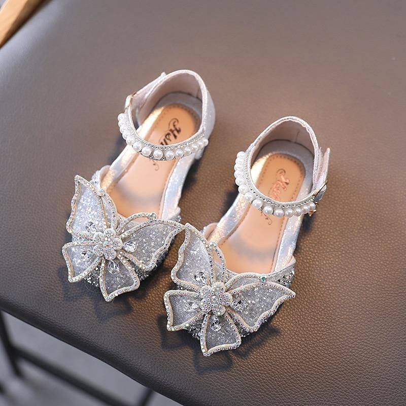 Sommer Mädchen Sandalen Mode Pailletten Strass Schleife Mädchen Prinzessin Schuhe Baby Mädchen Schuhe Flache Ferse Sandalen Größe 21-35 28 silber von Joom DACH
