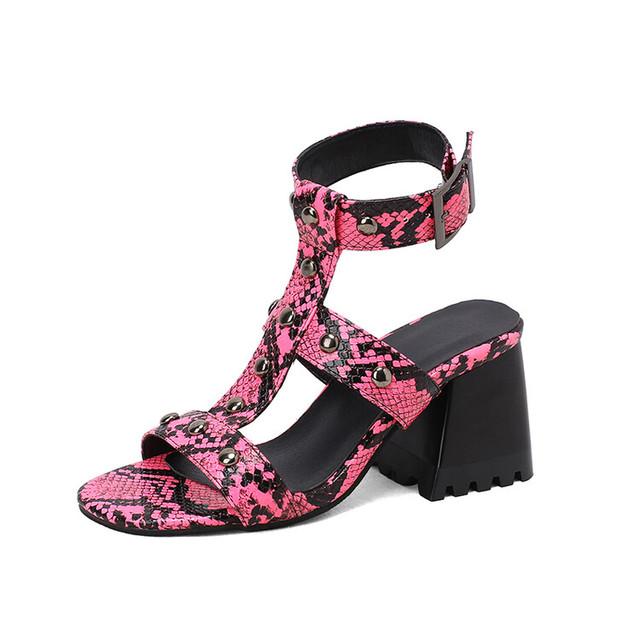 Sommer Neue Design Frauen Leopard Hohl Cool Stiefel Chunky Heels Gemischte Farbe Chelsea Stiefel Sandalen Für Mädchen Frauen Schuhe 33 von Joom DACH