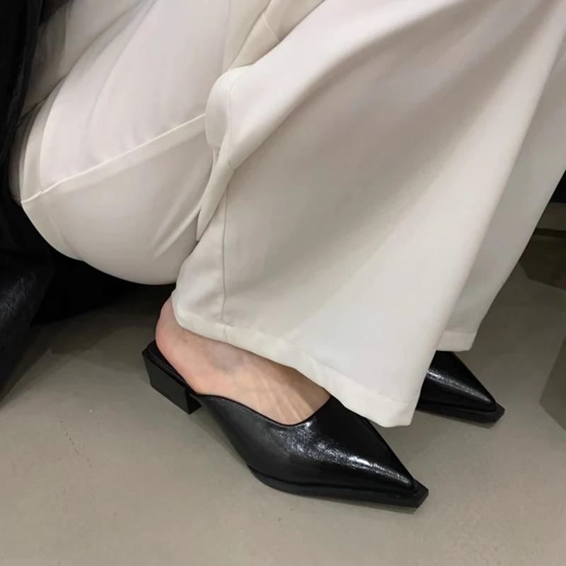 Sommer Neue Hausschuhe mit mittlerem Absatz Close Toe Outdoor Pantoletten Casual Pumps Street Style Damen Sandalen Slip on Halbschuhe Loafer Schuhe 39 schwarz von Joom DACH