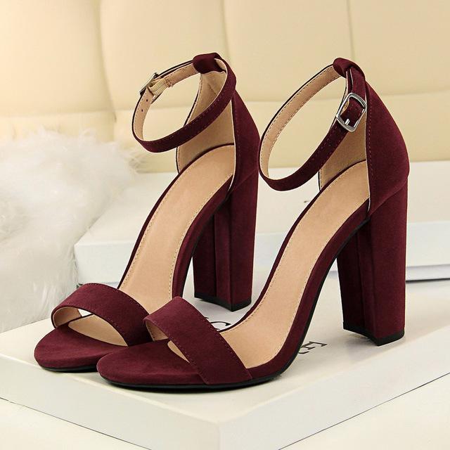 Sommer Plus Größe 34 -43 Frau 9,5 cm Dicke High Heels Sandalen Weibliche Block Blau Heels Pumps Dame Chunky Burgund Gelb Schuhe 31 violett von Joom DACH