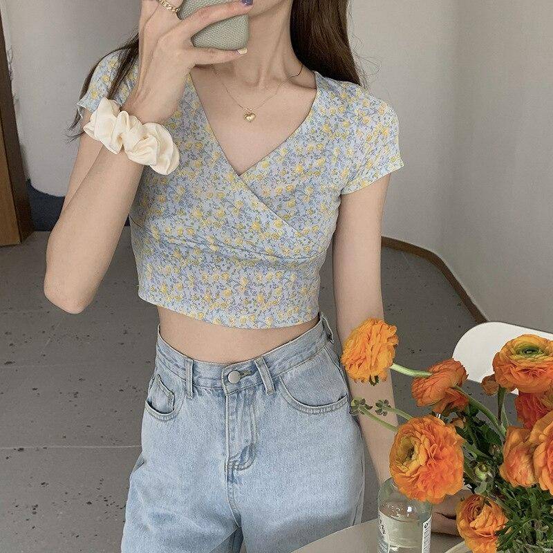 Sommer Retro Floral V-ausschnitt KurzarmT-shirt Schlank Abnehmen Wilden Hohe Taille frauen Top Y2k Stil Crop Tops Streetwear t-shirt S von Joom DACH