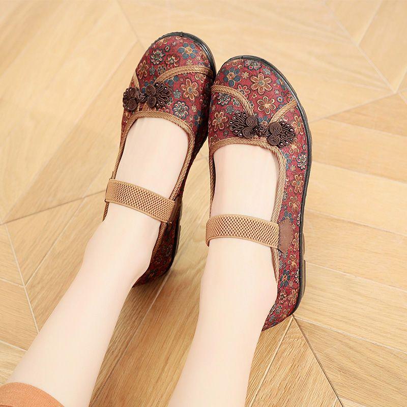 Sommer Schuhe für Damen mittleren Alters Weiche Sohle Atmungsaktive Stoffschuhe Mesh Mama Flache Schuhe 43 von Joom DACH