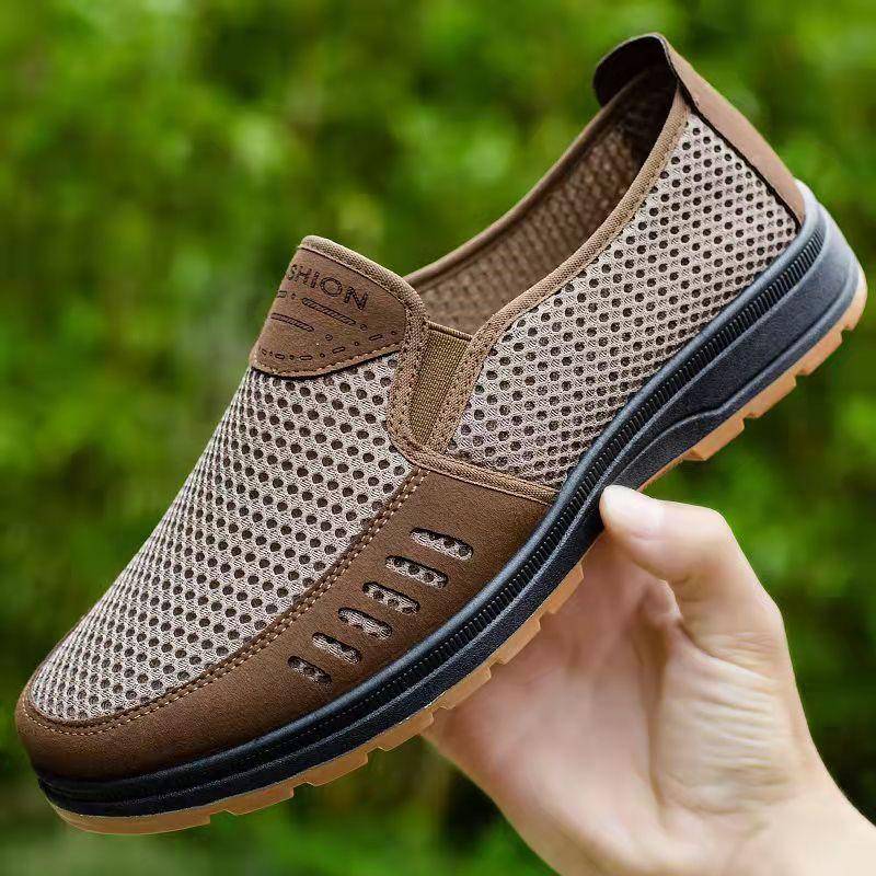 Sommer alte Peking-Stoffschuhe Herren-Bootsschuhe atmungsaktive lässige Rindssehnensohle Papa-Schuhe mittleren Alters und ältere Deodorant-Slip-on-Netzschuhe 41 dunkel kaffee von Joom DACH