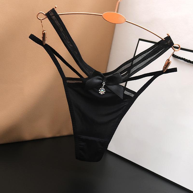 Sommer einfarbige Dessous Höschen Damen Iced Silk Slip Traceless Low Waist G-String Hose One Size schwarz von Joom DACH